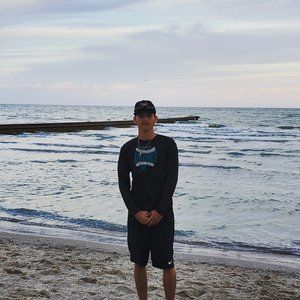 Meet your Posher, Alex